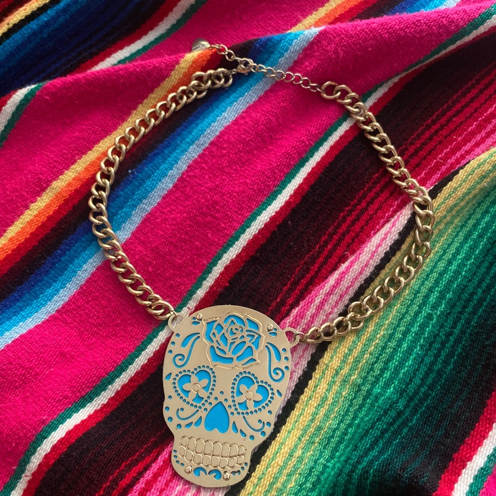 💥💥Betsy Johnson large sugar skull necklace